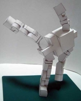 Highly Poseable Robot Papercraft 可動君01号