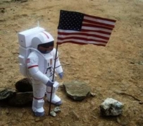 US Astronaut Papercraft