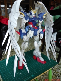 XXXG-00W1 Gundam Wing Zero Custom飛翼零式改
