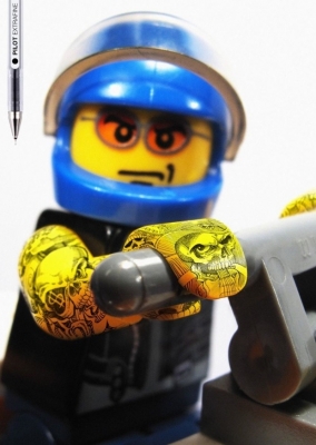 LEGO-Tattoo-Pilot-Extra-fine-5-thumb.jpg