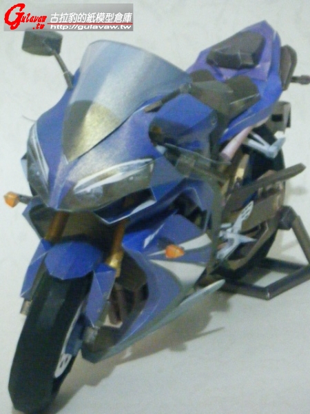 YZF-R1-07 019.jpg