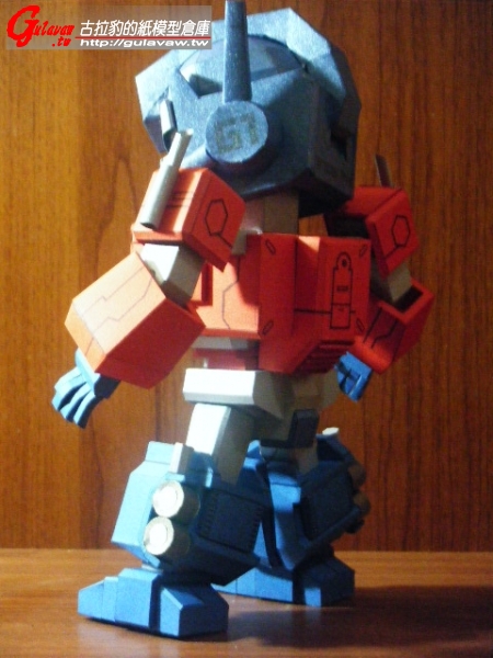 G1 SD OPTIMUS PRIME 008.jpg