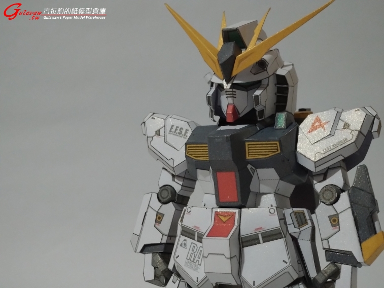 RX-93 NU GUNDAM (13).JPG