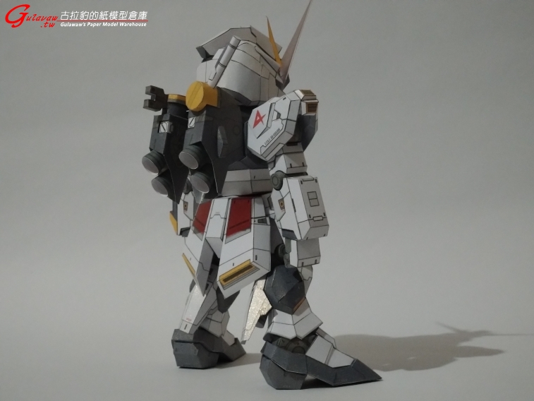 RX-93 NU GUNDAM (6).JPG