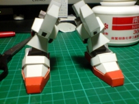 SD RX-93-2 ver.1 (Red) 為啥米我的腳組起來怪怪的丫