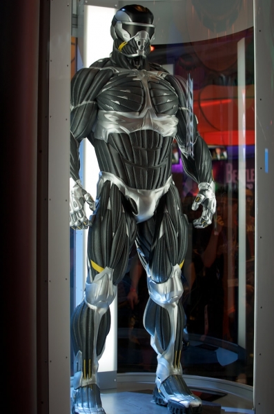 nanosuit_life_size_replica.jpg