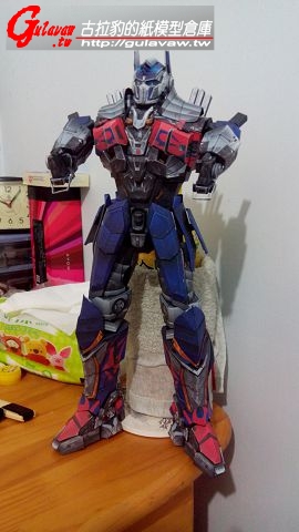 Optimus with sword_16.jpg