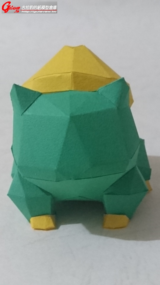 lowpoly_Bulbasaur (3).JPG