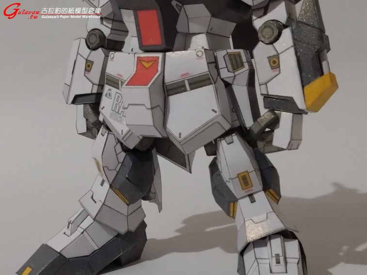 RX-93 NU GUNDAM (12).JPG